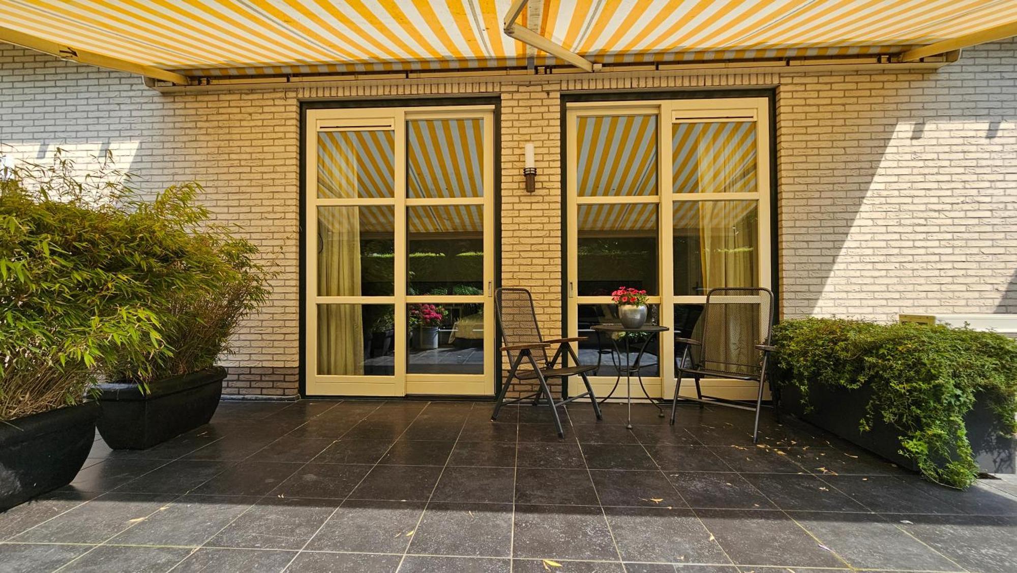 Guest Room Утрехт Экстерьер фото